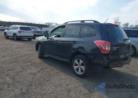 2015 Subaru Forester 2.5I Premium из США, поврежденный, VIN JF2SJADC9FH538840